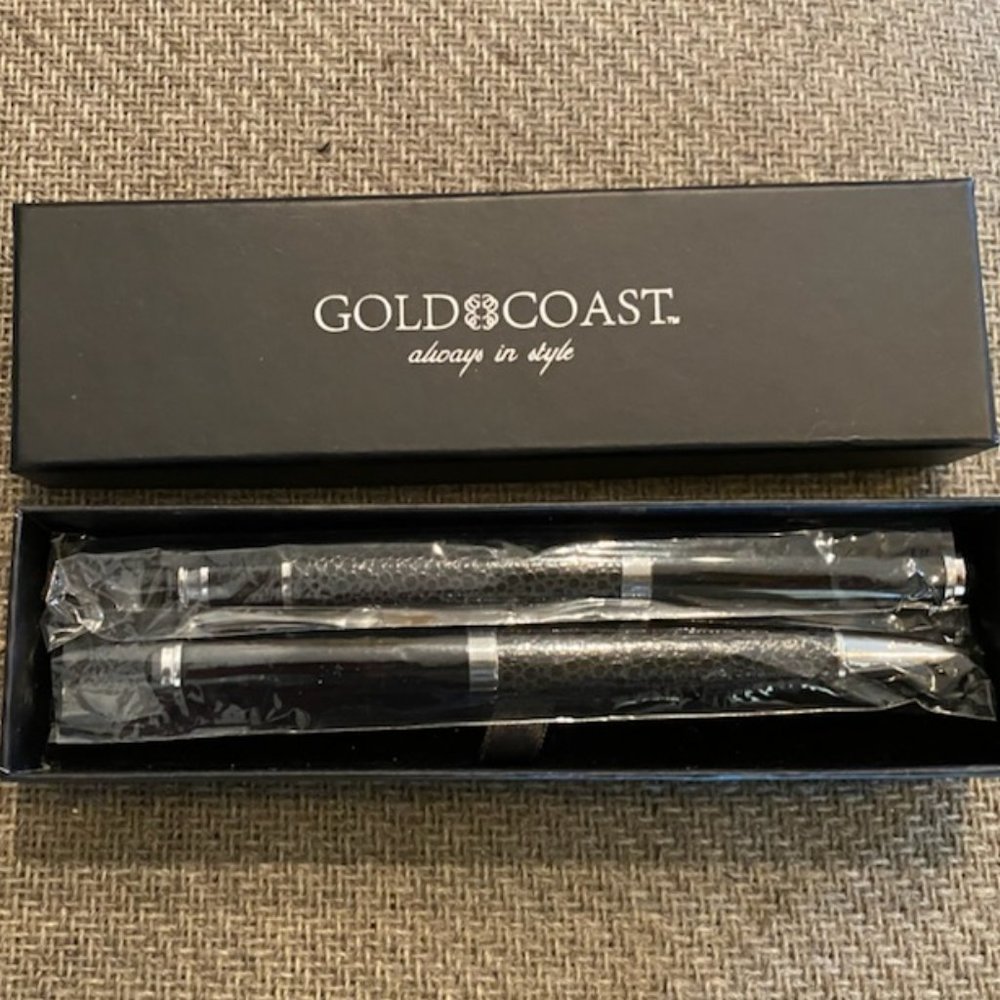 NWT * Gold Coast BLACK & Chrome ANIMAL TEXTURE 2 pen set ~ GIFT BOX